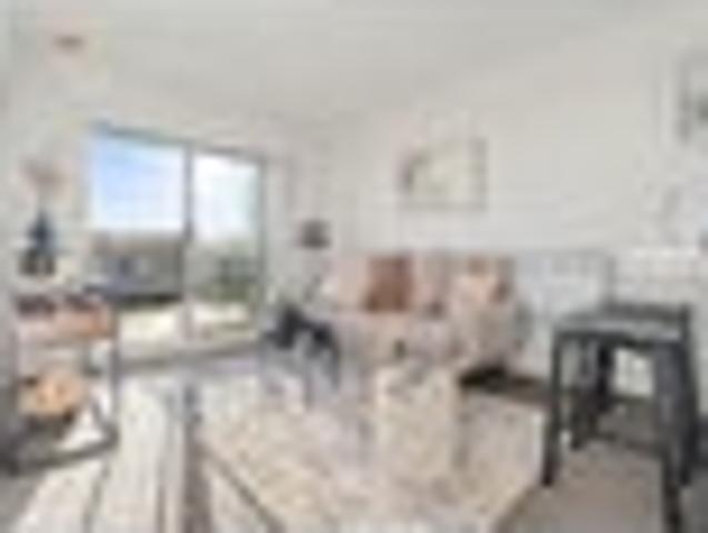 Must Sell! RANGI Zone & Walk to Mall