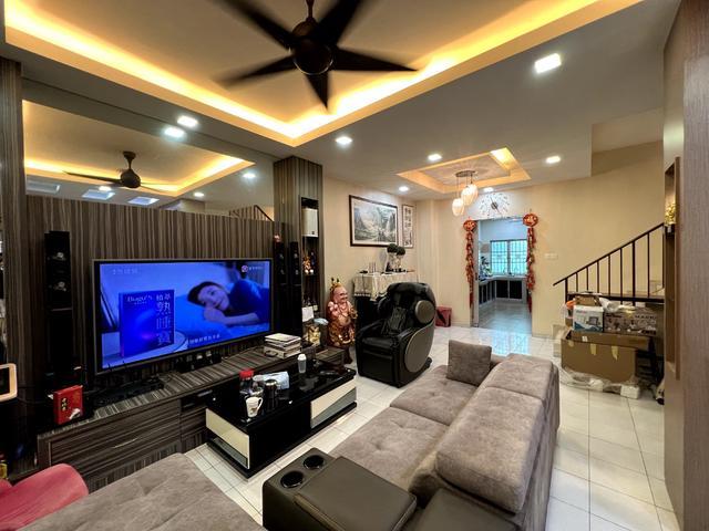 Must view Double Sty Fully Renovated Pendamar Indah 1 Klang House