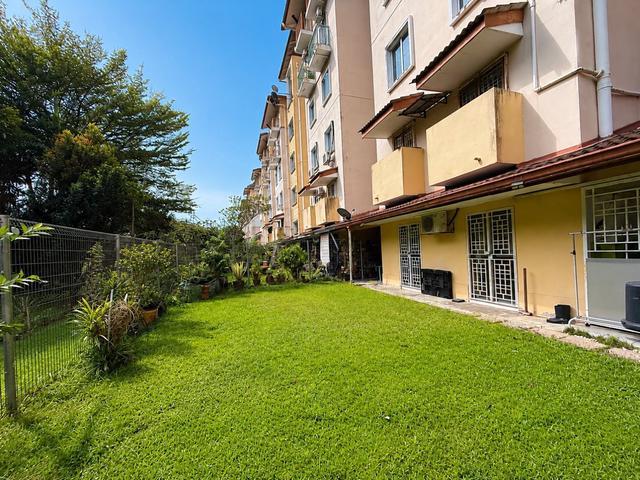 Must View Selayang Townvilla with Private Garden