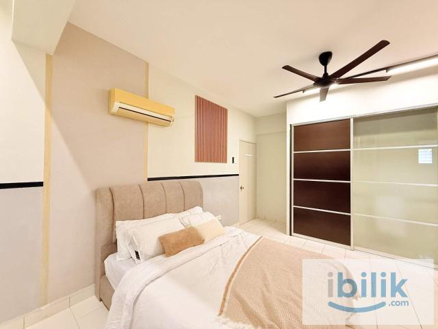 Must view room! Premium master room for mix gender unit 5mins walk to lrt cheras & near ucsi university