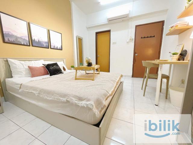 Must view room! premium master roomnear to ikea & the curve ️