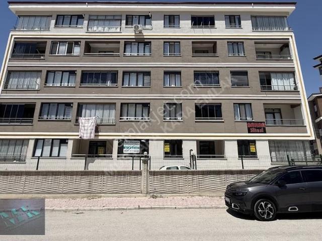 Mustafa Kara'dan Akşemsettinde Site İçi Kiralık 3+1 Daire