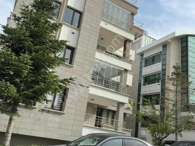 Mustafa Kemal'de Kentpark Avm Arkası Satılık 4+1 Ofis