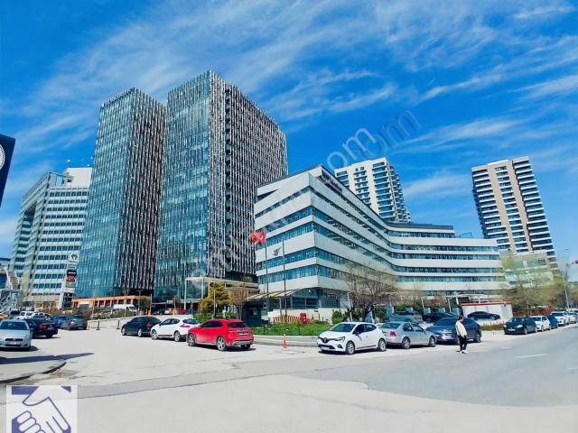 Mustafa Kemal'de Mahall Ankara'da Prestijli Kiralık 2+1 Ofis