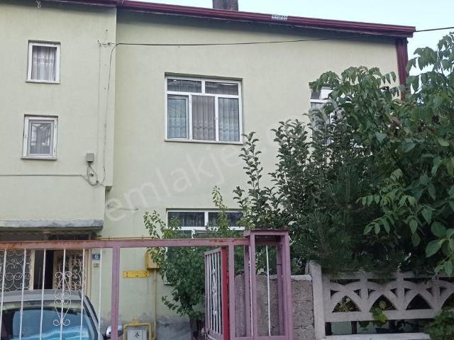 Müstakil 2 Katlı Bina Eşyalı