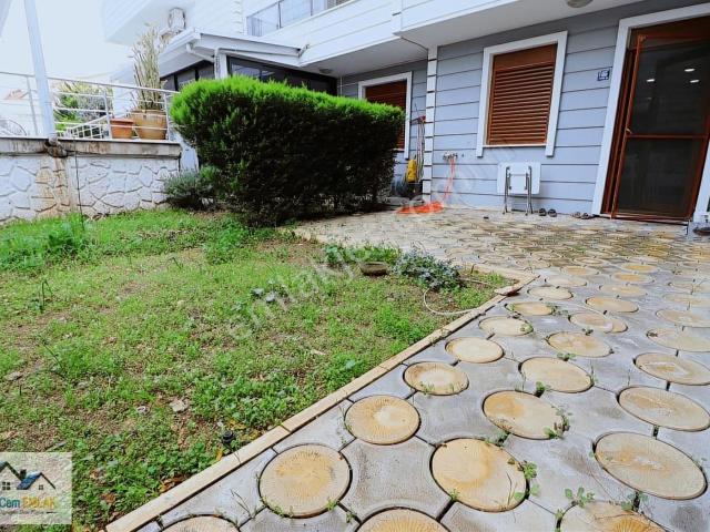 Müstakil Girişli Bahçeli Full Eşyalı Satılık 4+1 Triplex Villa