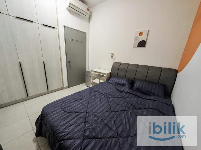 Muslim Female Middle Room Fully Furnished 5mins walking to MRT Cheras