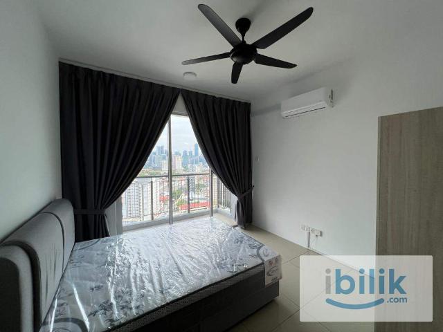 [Muslim Female Only] Balcony Room Fully Furnished @ Platinum Splendor Residensi Semarak