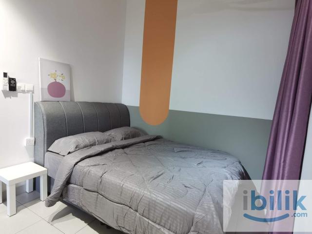 Muslim Female Unit Middle Room 5mins walking to MRT Bandar Tun Hussen Onn Cheras