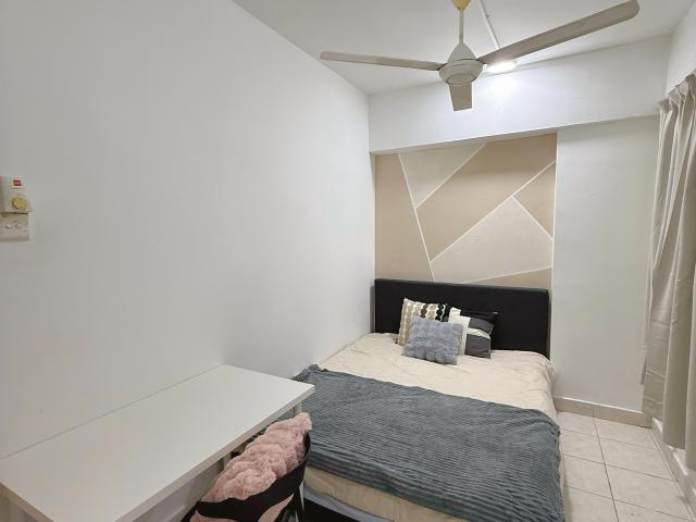 Muslim Male Middle Room | Pelangi Damansara | Near MRT & Shopping Malls