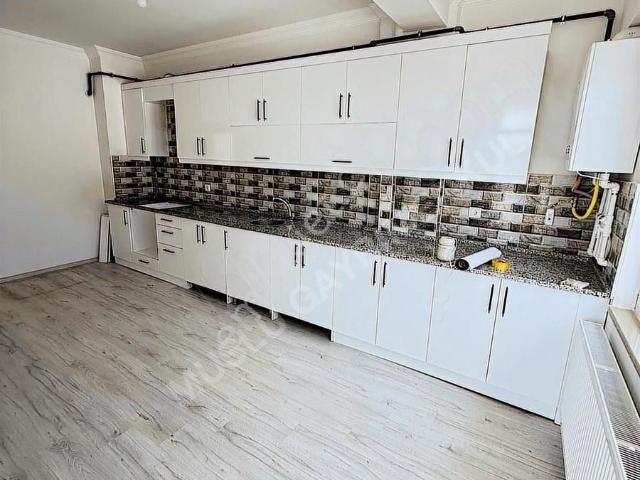 Muslu Gayrimenkulden Özgürevlerde 140 M Yapılı Geniş Daire