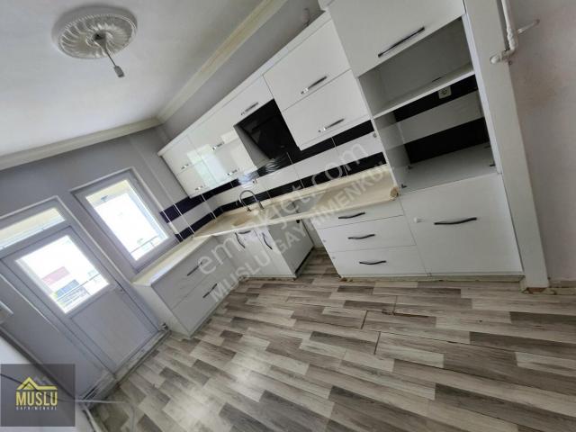 Muslu Gayrimenkulden Satılık Buhara Klasiği 3+1 Bakımlı Daire