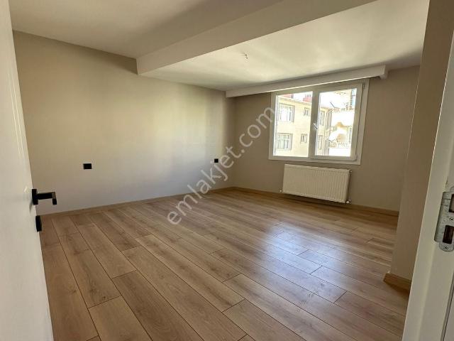 Müslüm Emlaktan 4+2 Ferah Satılık Dublex
