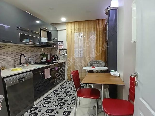 Müslüm Emlaktan Cihangirde 3+2 Çift Girişli Satılık Dublex