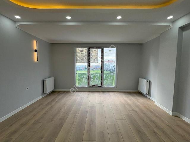 Müslüm Emlaktan Deniz Manzaralı 2+1 Daire