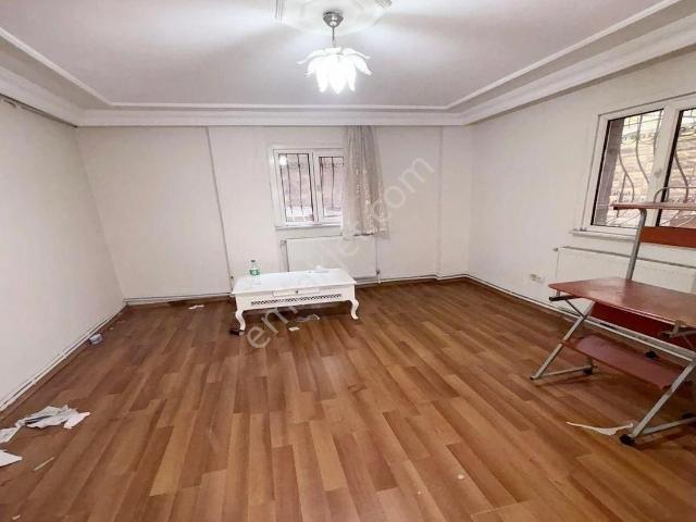 Müslüm Emlaktan Yatırımlık 2+1 Satılık Bahçe Katı