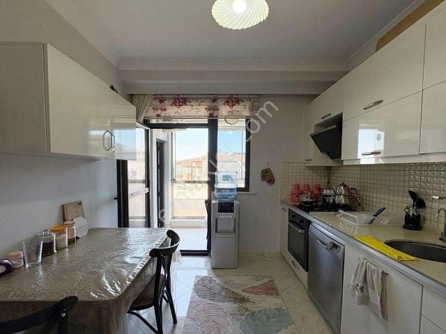 Müslüm Emlaktan Zehra Konaklarında 2+1 Geniş Kullanışlı Daire