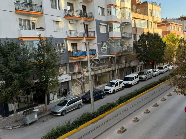 Muttalıp Cad.girişi Satılık 3+1daire
