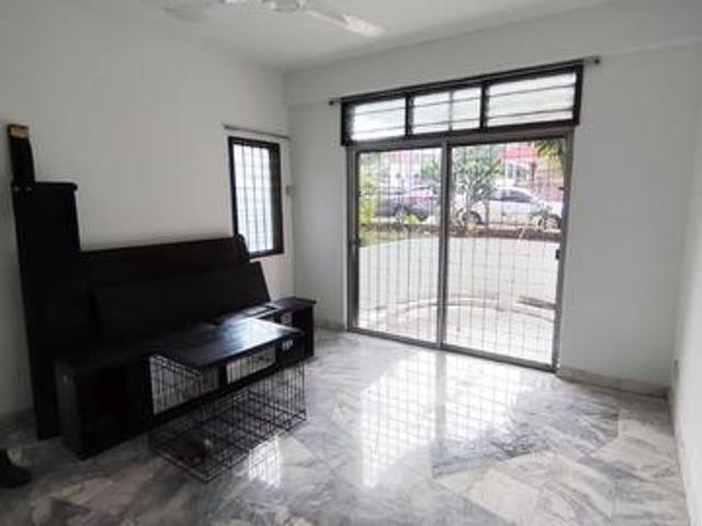 Mutiara Court GelugorPenang Ground Floor 3 Bedroom For Rent