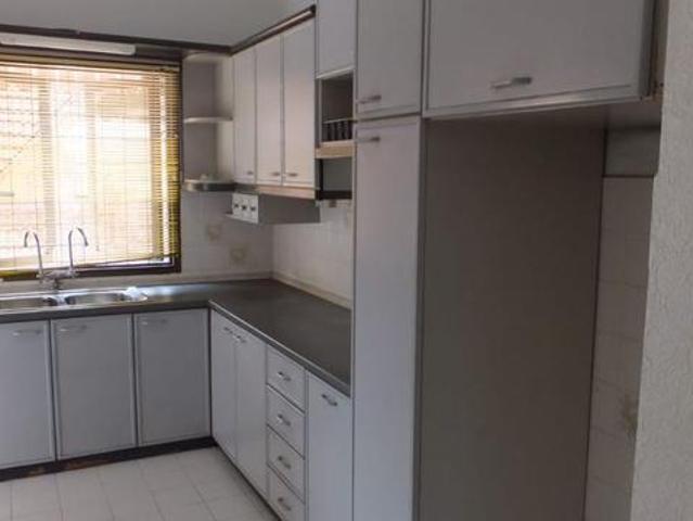 Mutiara Court walk up 1 level Worth buy Gelugor