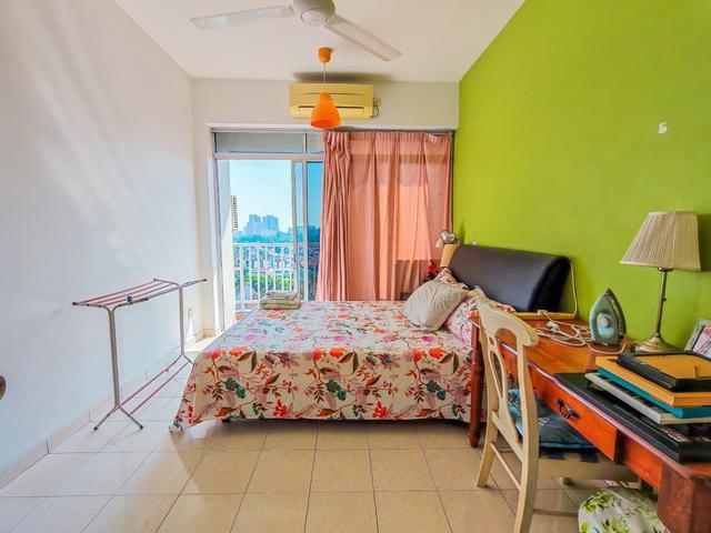 Mutiara Place 11 Cars Park Greenlane