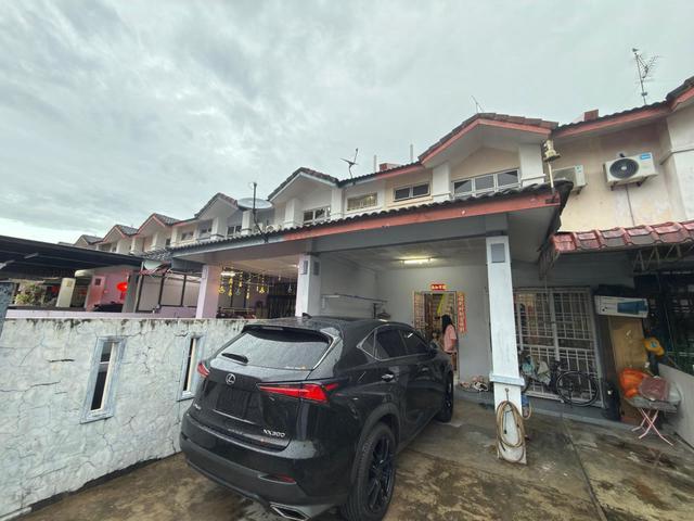 Mutiara rini double storey terrace house nusa bestari universiti