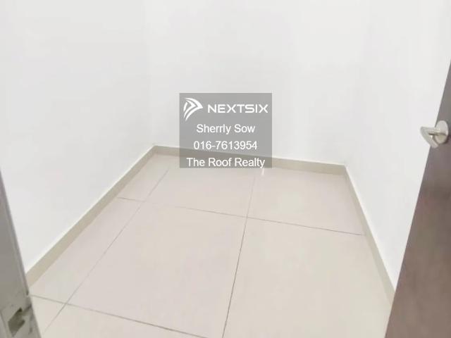 Mutiara rini hot pick! Prime JB location, established township, near schools, shops & eateries. Easy access to major highways & Second Link. Great for own stay + investment!