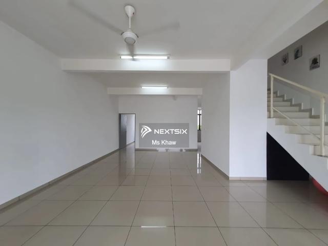 Mutiara rini hot pick! Prime JB location, established township, near schools, shops & eateries. Easy access to major highways & Second Link. Great for own stay + investment!