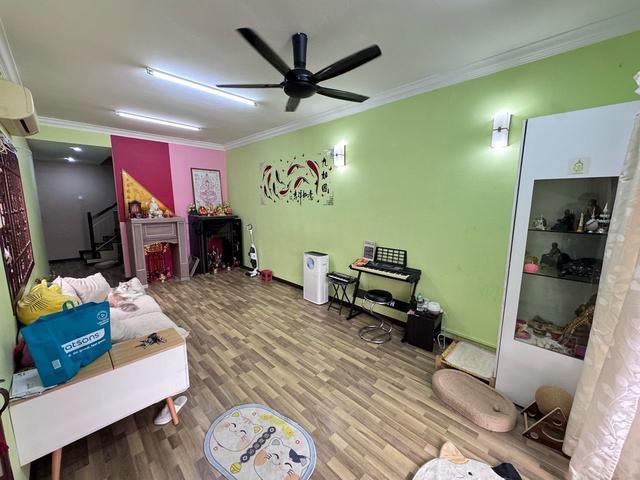 Mutiara Rini Jalan Bakti 15 Storey Terrace 22x70 Renovated Good Condi