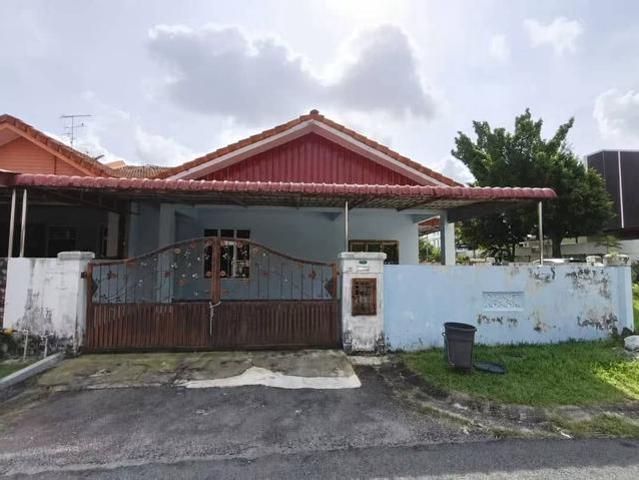 Mutiara Rini Single Storey Corner Lot