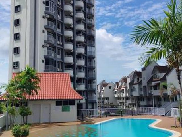 MUTIARA VIEW APARTMENT PARTIALLY FURNISHED I Gelugor