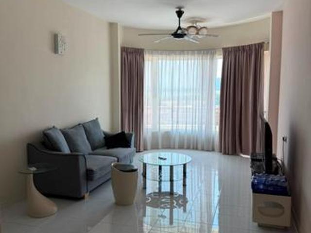 mutiara villa pulau tikus gurney 1 car park