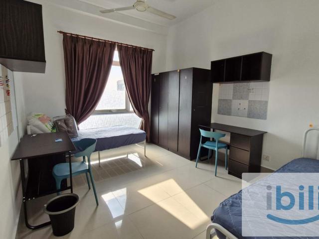 Mutiara Ville, Cyberjaya ✨Sharing Room Female Only +Aircond Walking to Tamarind Square/Cyberjaya Hospital/MMU UOC A5