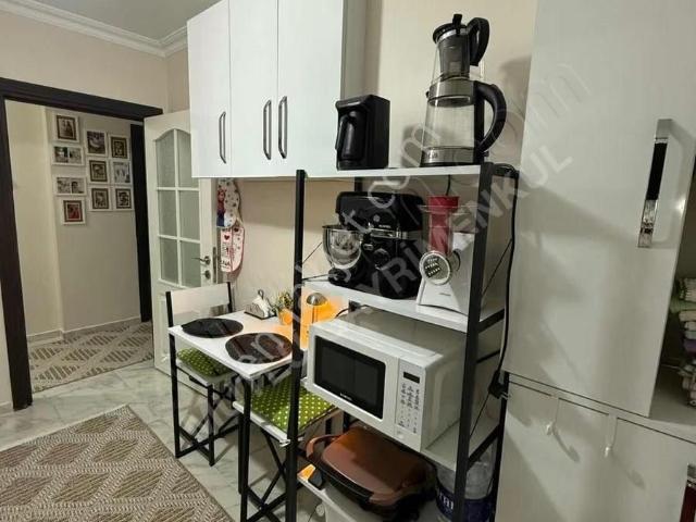Mutlu Gayrimenkul'den Satılık 2+1 Ara Kat İskanlı Daire