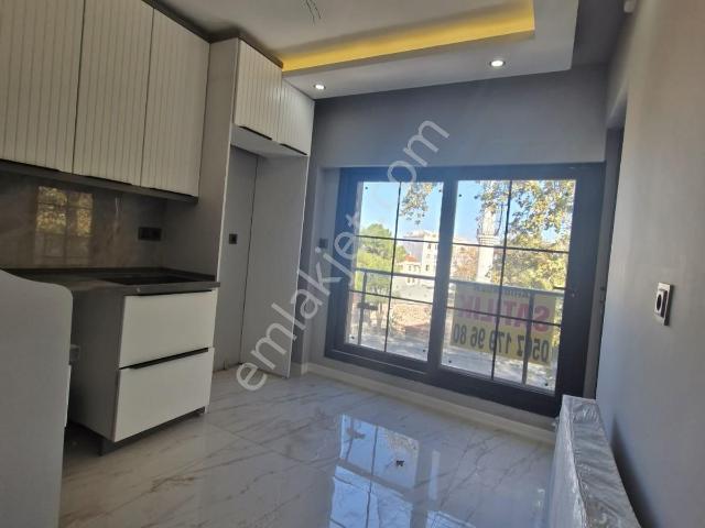 Mutlu Mahallesi 2+1 85 M2 5.katlının 2.katı