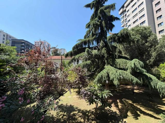 Mutluol Proje'den Şaşkınbakkal'da Kiralık 5 + 1