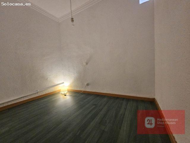 MUY BIEN DE PRECIO! APARTAMENTO EN EL BARRIO POBLE SEC, BARCELONA