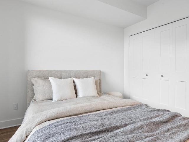 Muze on Rideau 1 Bedroom Apartment for Rent at 265 Rideau St, Ottawa, ON K1N 0G7 Lower Town