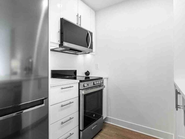 Muze on Rideau 2 Bedroom Apartment for Rent at 265 Rideau St, Ottawa, ON K1N 0G7 Lower Town