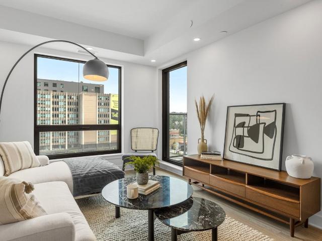 Muze on Rideau 2 Bedroom Apartment for Rent at 265 Rideau St, Ottawa, ON K1N 0G7 Lower Town