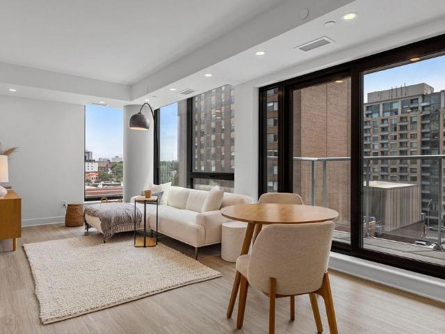 Muze on Rideau | Downtown Ottawa Apartments