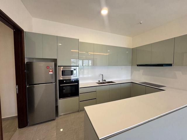 MUZE PICC 1862sf 4room 2CP Golf Club View Partly Furnished BYN LEPAS