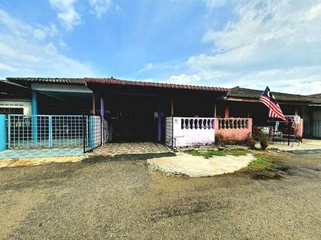 MV 260000 Teres Setingkat Perumahan Seberang Balok Kuantan PHG