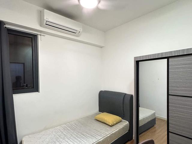 Mvertica Maluri KL Male Unit Small Room, Near MRT
