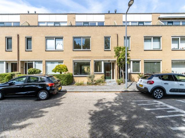 MVGM Te huur: Dirkje goedhartstraat 138, rotterdam