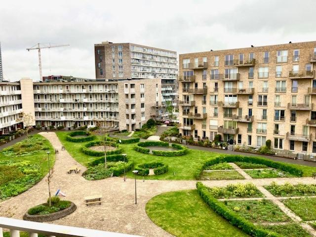 MVGM Te huur: Eef kamerbeekstraat 94, amsterdam