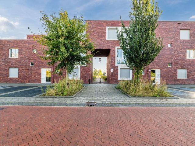 MVGM Te huur: Friesestraatweg 207 4, groningen