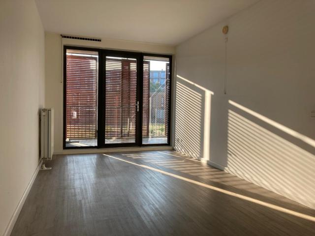 MVGM Te huur: Krijn taconiskade 304, amsterdam