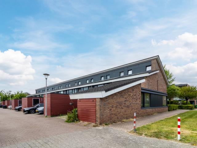 MVGM Te huur: Hoornplantsoen 59, berkel en rodenrijs