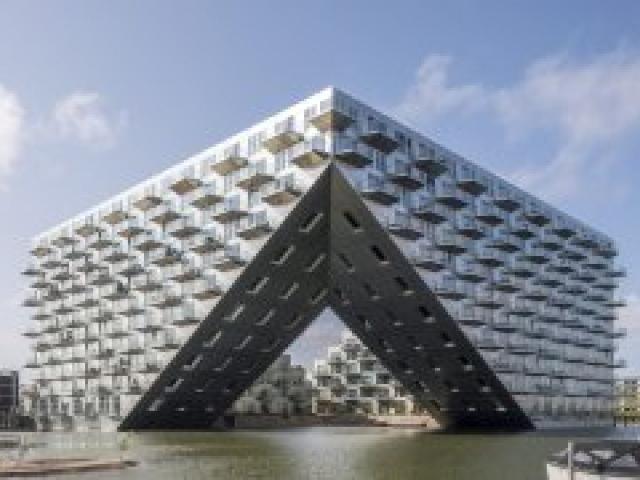 MVGM Te huur: Haringbuisdijk 129, amsterdam